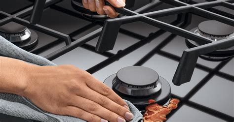 how to clean hob gas